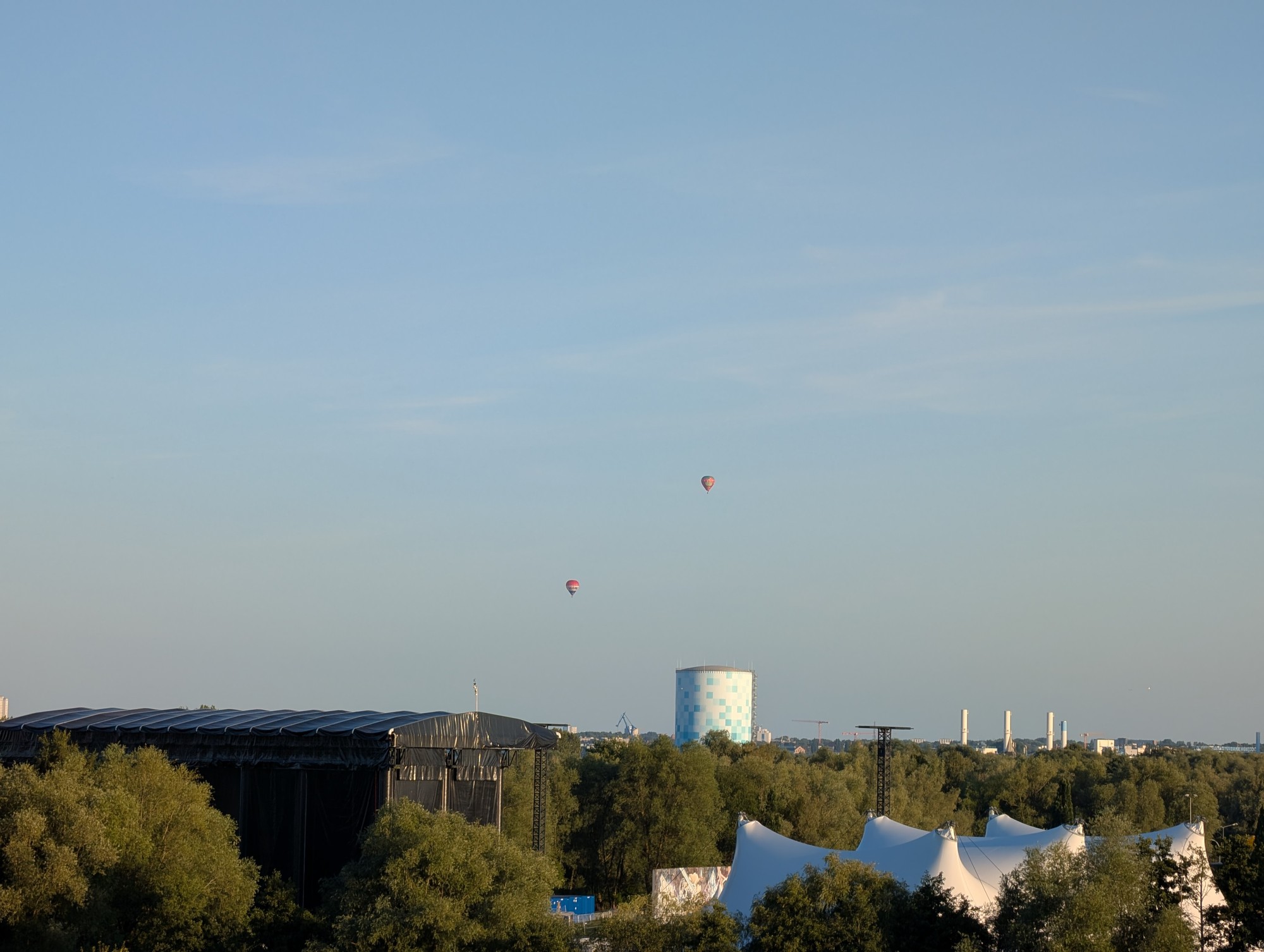 Ballons